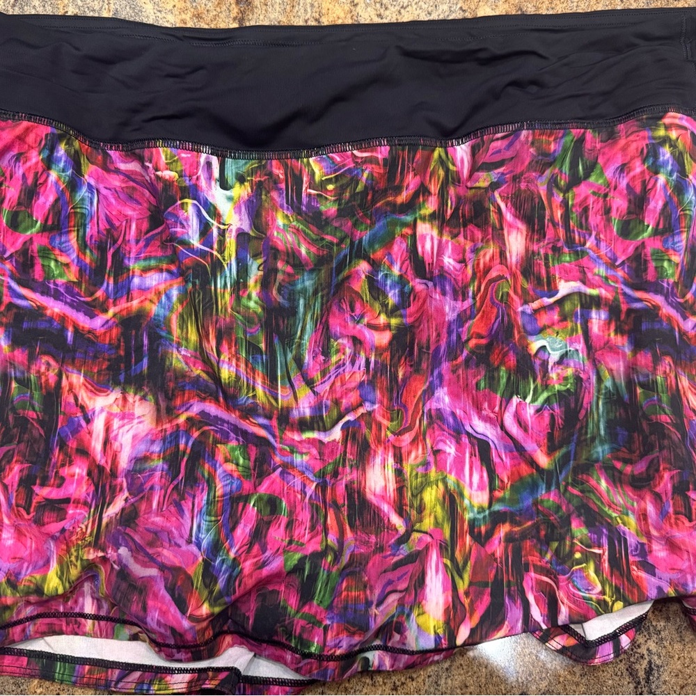 Lululemon size 18 tall retired hyperflow pink skort in excellent shape.
